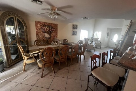 Casa en venta en Deerfield Beach, Florida, 4 dormitorios, 207.26 m2 № 1398285 - foto 7