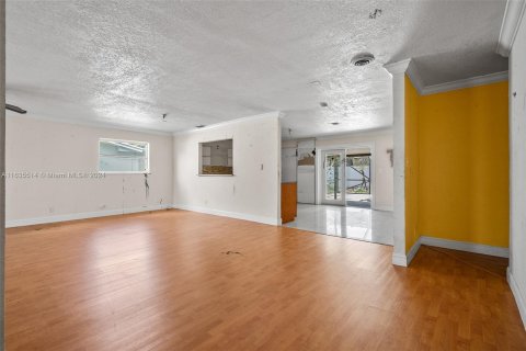 Villa ou maison à vendre à Fort Lauderdale, Floride: 3 chambres, 152.36 m2 № 1305729 - photo 4