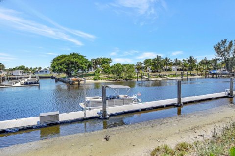 Condo in Boca Raton, Florida, 1 bedroom  № 1221456 - photo 2