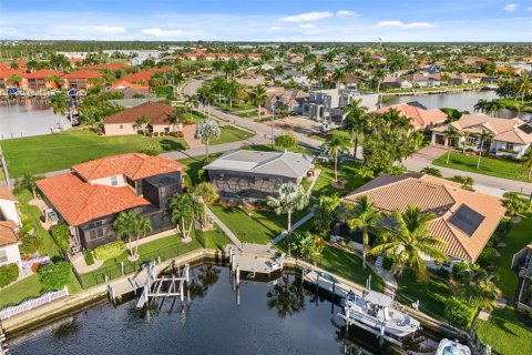 Villa ou maison à vendre à Punta Gorda, Floride: 2 chambres, 133.78 m2 № 1287878 - photo 2