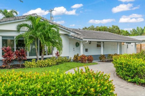 House in Fort Lauderdale, Florida 3 bedrooms, 178.28 sq.m. № 1119286 - photo 2