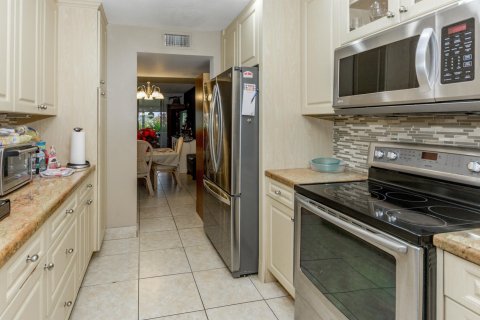 Adosado en venta en Lake Worth, Florida, 3 dormitorios, 136.01 m2 № 968194 - foto 10