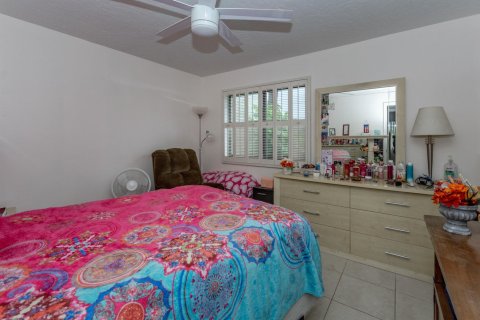 Townhouse in Lake Worth, Florida 3 bedrooms, 136.01 sq.m. № 968194 - photo 2