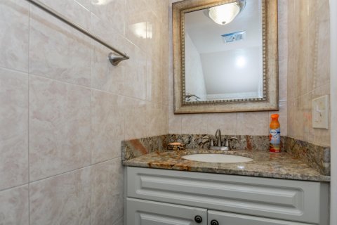 Adosado en venta en Lake Worth, Florida, 3 dormitorios, 136.01 m2 № 968194 - foto 17