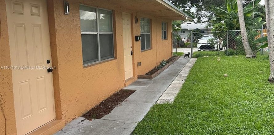 Immobilier commercial à Hollywood, Floride 209.31 m2 № 1391978