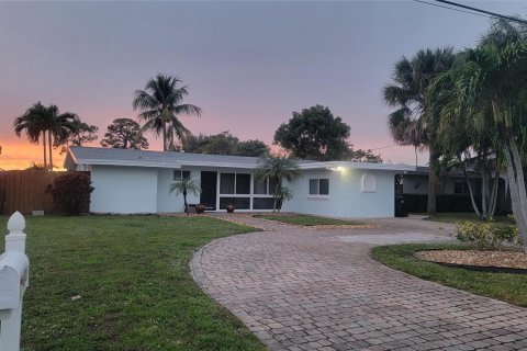 House in Fort Lauderdale, Florida 3 bedrooms, 166.95 sq.m. № 1003833 - photo 6