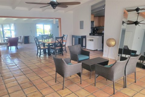 House in Fort Lauderdale, Florida 3 bedrooms, 166.95 sq.m. № 1003833 - photo 25