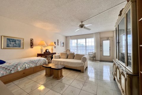 Condominio en venta en West Palm Beach, Florida, 2 dormitorios, 103.12 m2 № 1003805 - foto 16