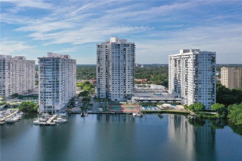 Condominio en venta en Aventura, Florida, 1 dormitorio, 80.82 m2 № 1388265 - foto 28