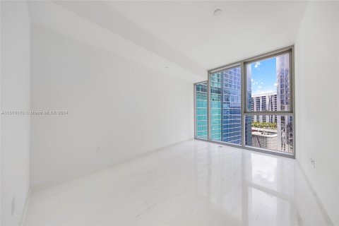 Condo in Miami, Florida, 2 bedrooms  № 1388299 - photo 15