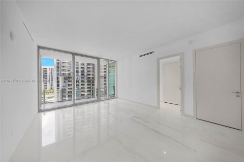 Condo in Miami, Florida, 2 bedrooms  № 1388299 - photo 7