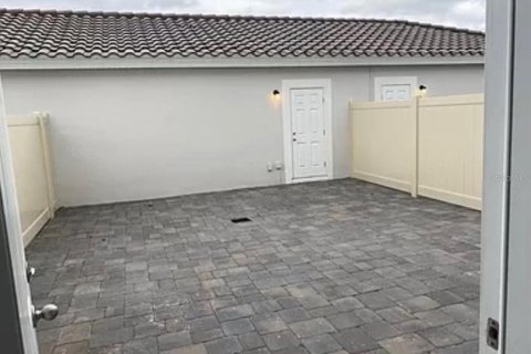 Townhouse in Odessa, Florida 3 bedrooms, 133.87 sq.m. № 1336282 - photo 9