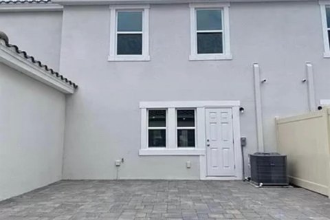 Adosado en venta en Odessa, Florida, 3 dormitorios, 133.87 m2 № 1336282 - foto 12