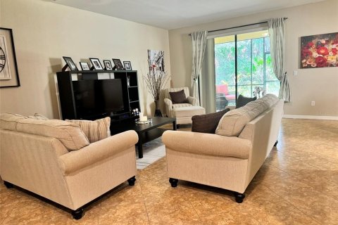 Casa en venta en Kissimmee, Florida, 3 dormitorios, 183.76 m2 № 1308595 - foto 5