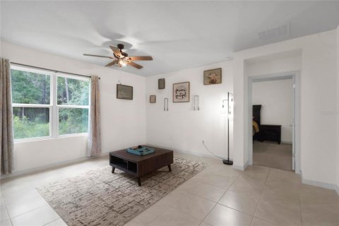 Villa ou maison à vendre à DeLand, Floride: 4 chambres, 171.03 m2 № 1259386 - photo 8