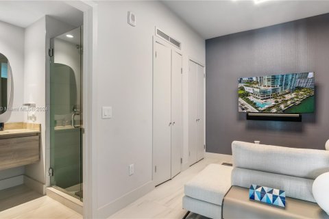 Copropriété à vendre à Miami, Floride: 3 chambres, 157.75 m2 № 1377392 - photo 14