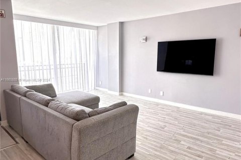 Copropriété à vendre à Sunny Isles Beach, Floride: 1 chambre, 71.26 m2 № 1377339 - photo 6