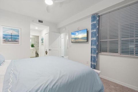 Condo in Venice, Florida, 2 bedrooms  № 1352806 - photo 17