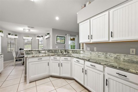 Casa en venta en Lady Lake, Florida, 3 dormitorios, 163.6 m2 № 1352807 - foto 13