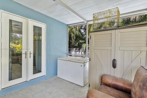 Immobilier commercial à vendre à Miami Springs, Floride: 269.04 m2 № 1013875 - photo 28