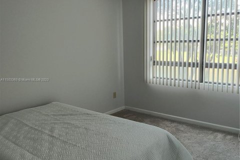 Купить кондоминиум в Тамарак, Флорида 2 спальни, 120.22м2, № 919517 - фото 9