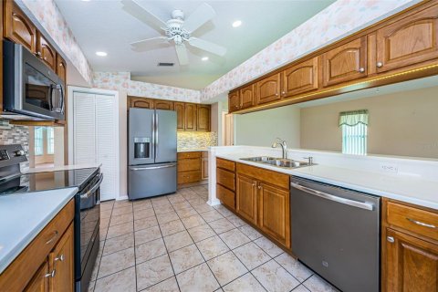 Casa en venta en New Port Richey, Florida, 2 dormitorios, 172.33 m2 № 1251615 - foto 15