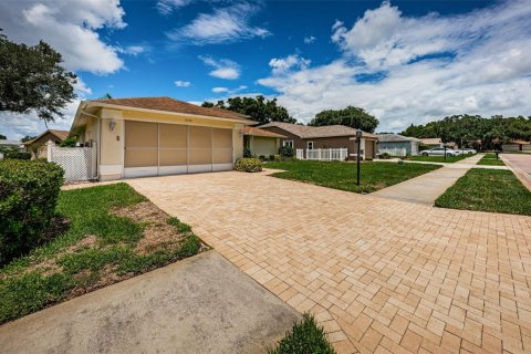 Casa en venta en New Port Richey, Florida, 2 dormitorios, 172.33 m2 № 1251615 - foto 5