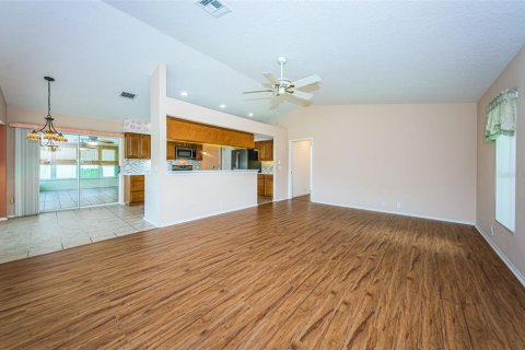 Villa ou maison à vendre à New Port Richey, Floride: 2 chambres, 172.33 m2 № 1251615 - photo 28