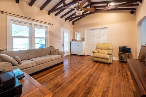 Casa en venta en Fort Lauderdale, Florida, 2 dormitorios, 97.83 m2 № 118954 - foto 13