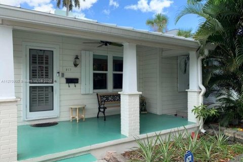 Villa ou maison à vendre à Fort Lauderdale, Floride: 2 chambres, 97.83 m2 № 118954 - photo 3
