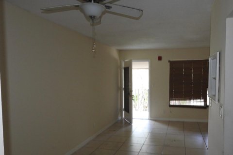 Copropriété à vendre à Lauderdale Lakes, Floride: 1 chambre, 61.5 m2 № 1183247 - photo 13