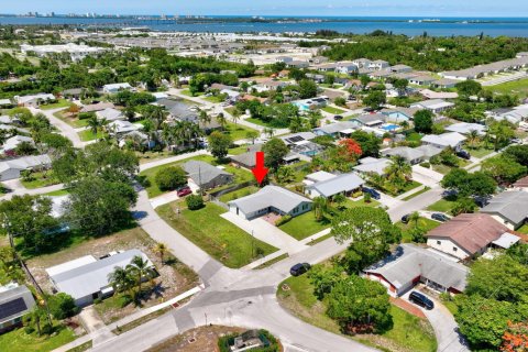 Villa ou maison à vendre à Jensen Beach, Floride: 4 chambres, 143.07 m2 № 1208070 - photo 9