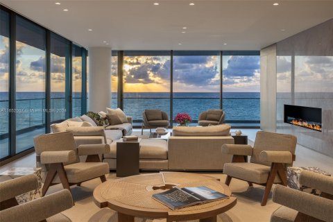 Condo in Bal Harbour, Florida, 4 bedrooms  № 1347743 - photo 26