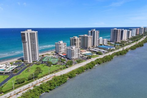 Condominio en venta en Riviera Beach, Florida, 2 dormitorios, 123.56 m2 № 1178370 - foto 8