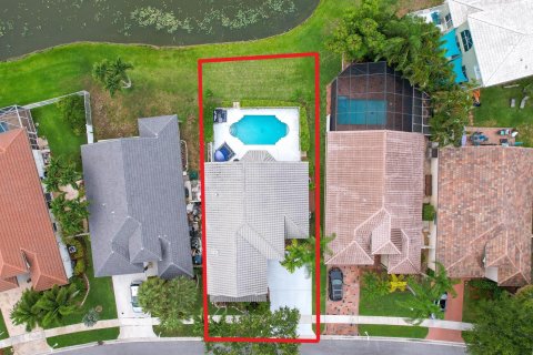 House in Lake Worth, Florida 4 bedrooms, 247.96 sq.m. № 1178369 - photo 4