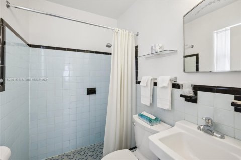 Hotel en venta en Hollywood, Florida № 1206124 - foto 24