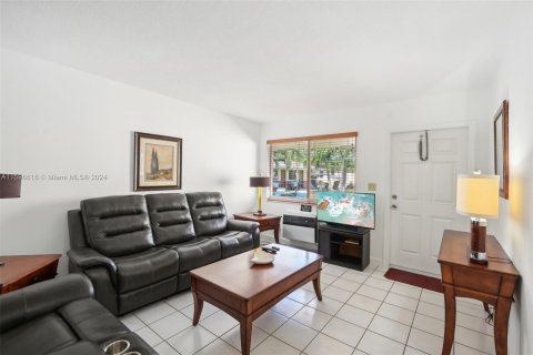 Hotel en venta en Hollywood, Florida № 1206124 - foto 15