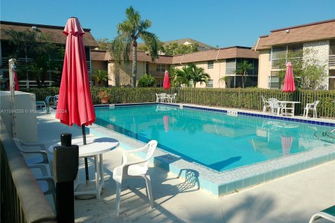 Condo in Jupiter, Florida, 2 bedrooms  № 1187471 - photo 14