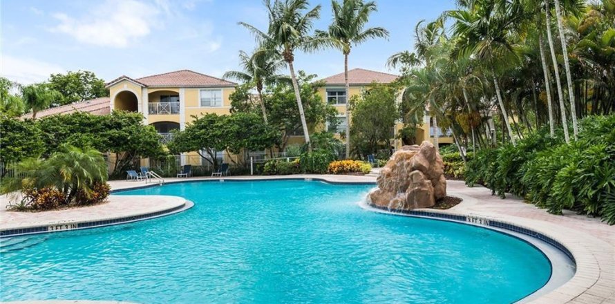 Condominio en Coconut Creek, Florida, 1 dormitorio  № 1182363