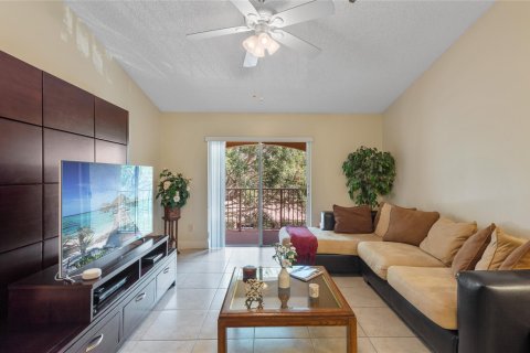 Condominio en venta en Coconut Creek, Florida, 1 dormitorio, 78.6 m2 № 1182363 - foto 13