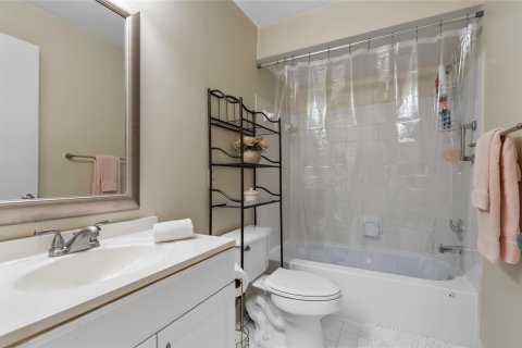 Condominio en venta en Coconut Creek, Florida, 1 dormitorio, 78.6 m2 № 1182363 - foto 9