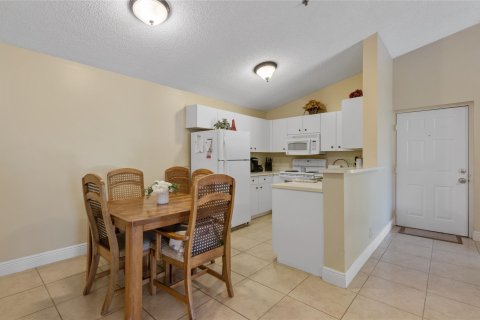 Condo in Coconut Creek, Florida, 1 bedroom  № 1182363 - photo 17