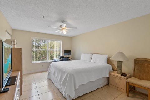 Condo in Coconut Creek, Florida, 1 bedroom  № 1182363 - photo 12