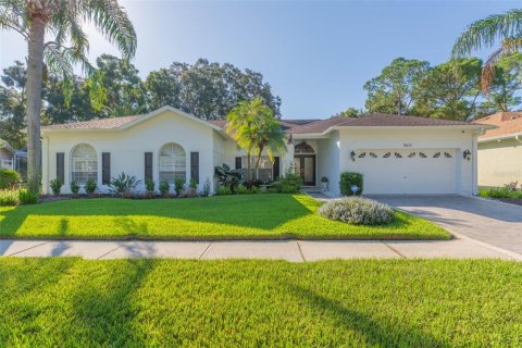 Villa ou maison à vendre à Tampa, Floride: 4 chambres, 217.67 m2 № 1381490 - photo 2