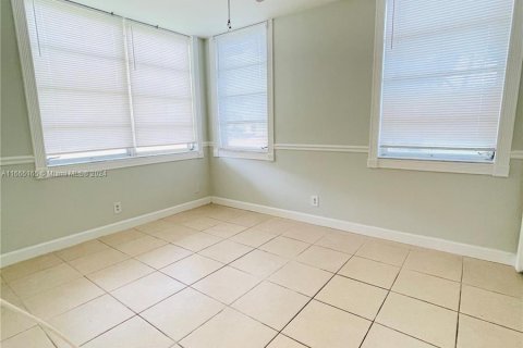 Condo in Davie, Florida, 3 bedrooms  № 1381659 - photo 27