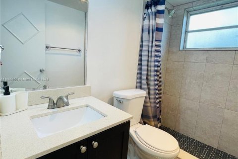 Condo in Davie, Florida, 3 bedrooms  № 1381659 - photo 29