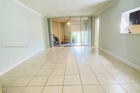 Copropriété à vendre à Davie, Floride: 3 chambres, 107.3 m2 № 1381659 - photo 10