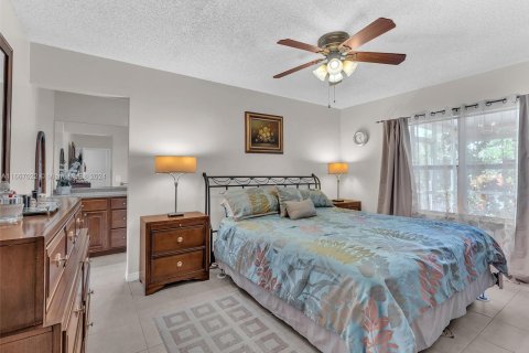 Casa en venta en Sunrise, Florida, 3 dormitorios, 132.2 m2 № 1381702 - foto 16