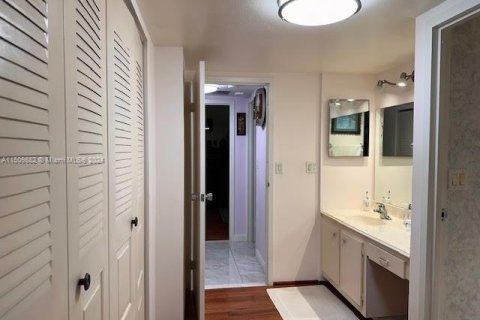 Condominio en venta en Aventura, Florida, 2 dormitorios, 106.09 m2 № 936234 - foto 12