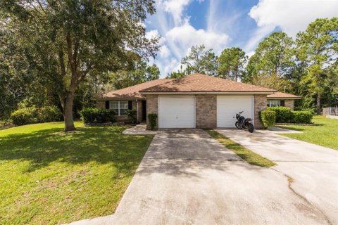 Duplex à vendre à Palm Coast, Floride: 6 chambres, 233.65 m2 № 1391039 - photo 1